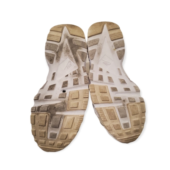 Youth Nike Air Huarache Run Triple size 7Y color sand/white - Picture 2 of 4